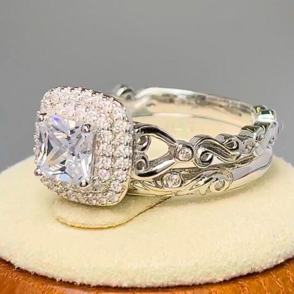 Sterling Silver Clear CZ Vintage Engagement Ring Set New - Picture 7 of 13